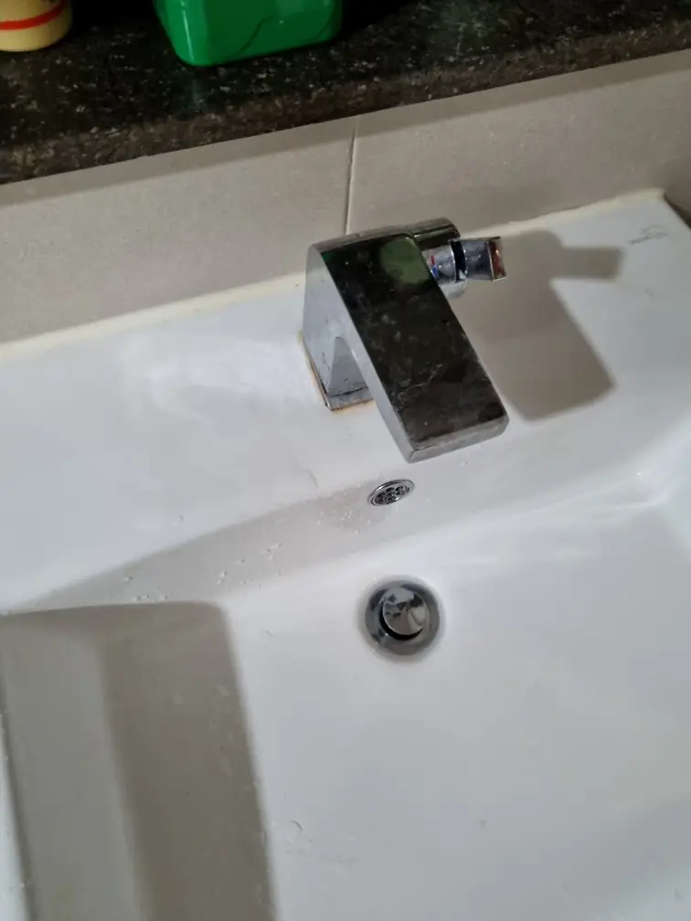 세면대 원홀수전 교체, 심플한 디자인과 간편한 수리